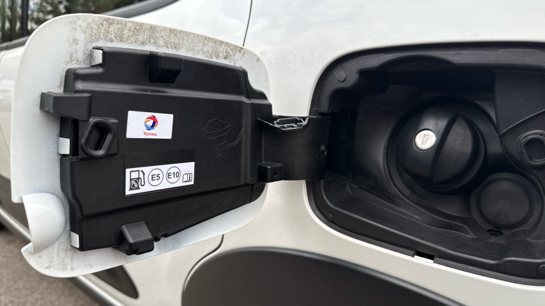 Citroen C3 1.2 PureTech C-Series Edition 5dr Petrol Hatchback